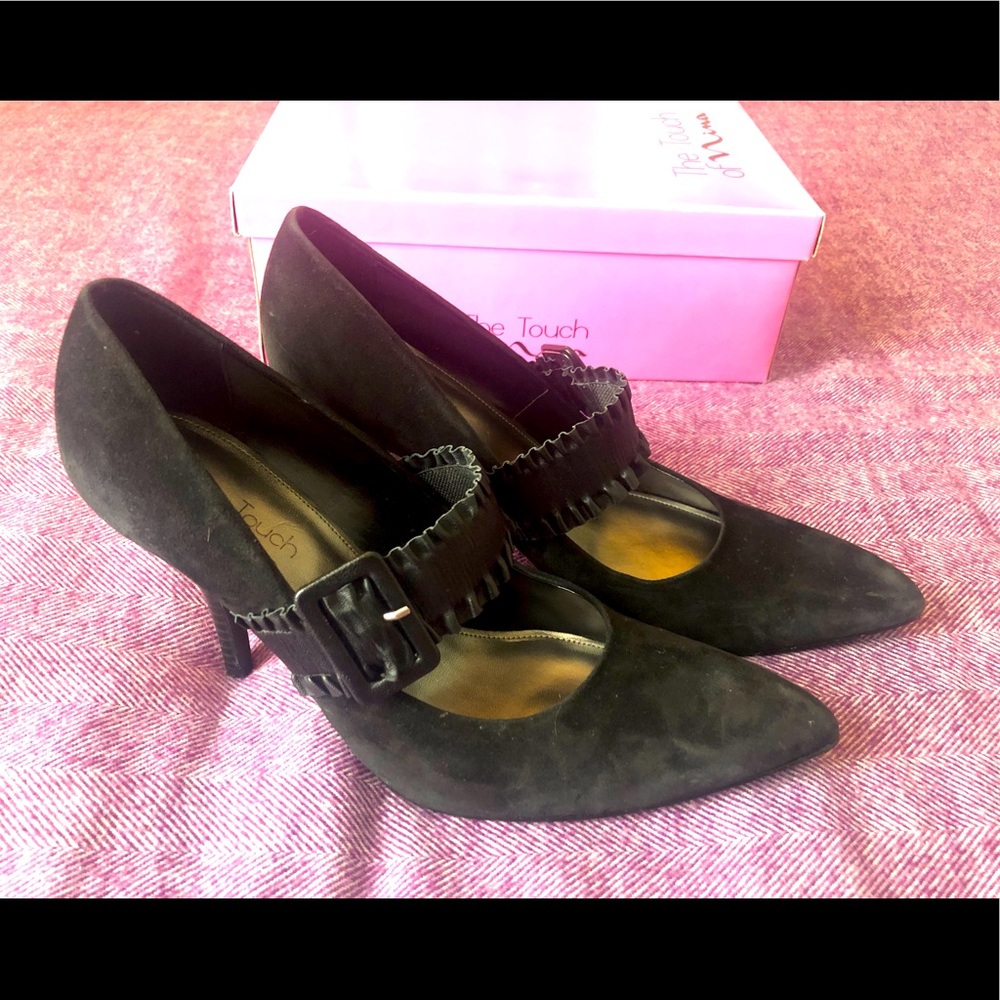 Nina Black suede pump 9.5 M